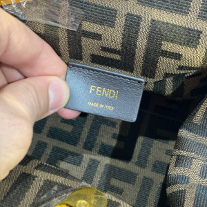 Сумка Fendi First