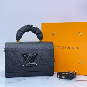 Сумка Louis Vuitton TWIST MM