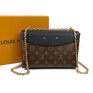 Сумка Louis Vuitton Saint Placide