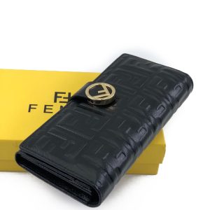 Кошелек Fendi