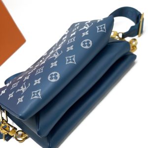 Сумка Louis Vuitton Coussin PM