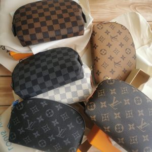 Косметичка Louis Vuitton