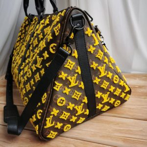 Сумка Louis Vuitton KEEPALL TRAINGLE