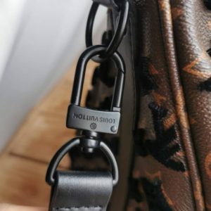 Сумка Louis Vuitton KEEPALL TRAINGLE