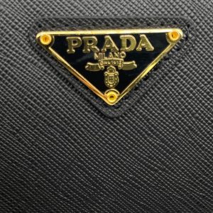 Кошелек Prada