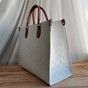 Сумка Louis Vuitton Onthego MM