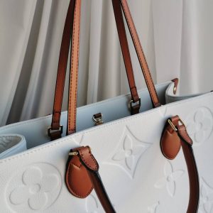 Сумка Louis Vuitton Onthego MM