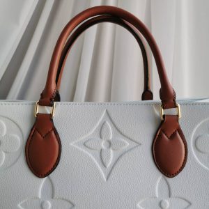 Сумка Louis Vuitton Onthego MM