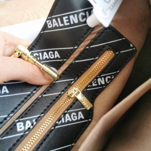 Сумка коллаборация Gucci и Balenciaga