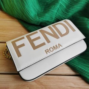 Клатч Fendi