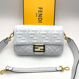 Сумка Fendi Baguette