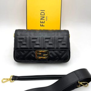 Сумка Fendi Baguette