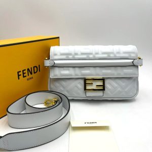 Сумка Fendi Baguette