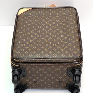 Чемодан Louis Vuitton