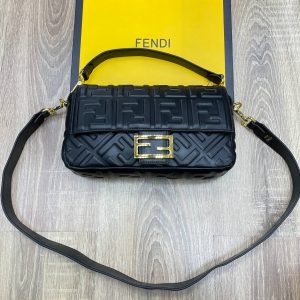 Сумка Fendi Baguette