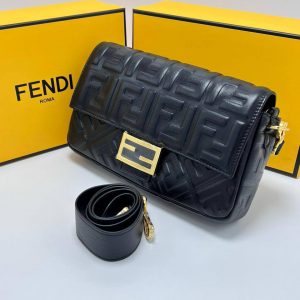 Сумка Fendi Baguette