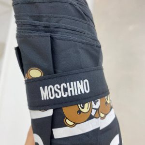 Зонт Moschino