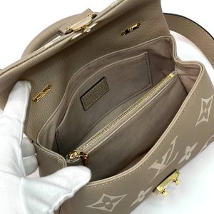 Сумка Louis Vuitton Madeleine BB