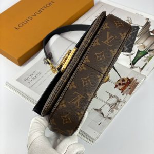 Сумка Louis Vuitton Marceau