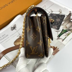 Сумка Louis Vuitton Marceau