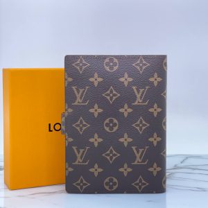 Ежедневник Louis Vuitton