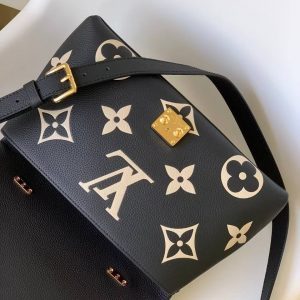 Сумка Louis Vuitton Madeleine BB