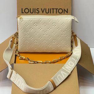 Сумка Louis Vuitton Coussin PM