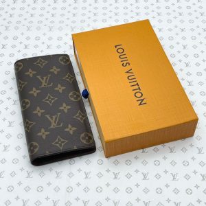 Кошелек Louis Vuitton Brazza