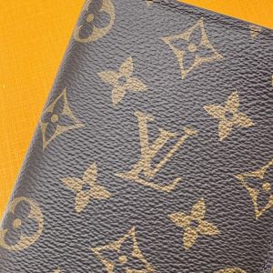 Кошелек Louis Vuitton Brazza