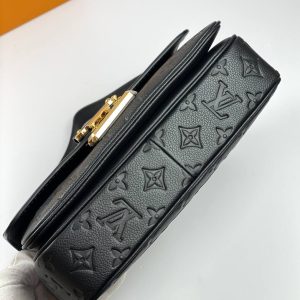 Сумка Louis Vuitton Marceau