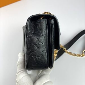 Сумка Louis Vuitton Marceau