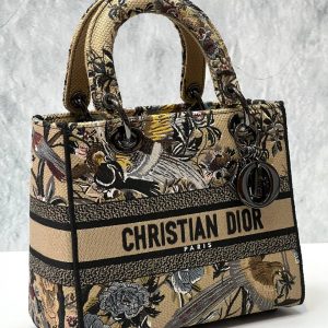 Сумка Dior Lady D-Lite