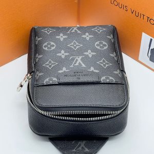 Сумка Louis Vuitton Outdoor