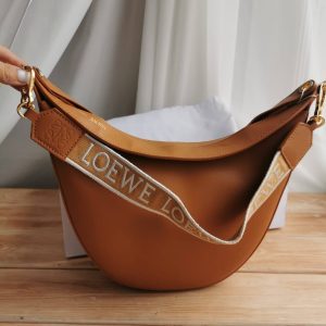 Сумка Loewe Luna