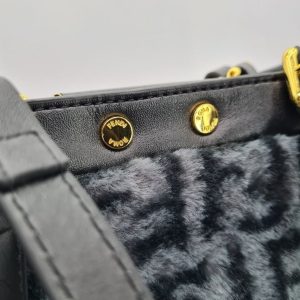 Сумка Fendi Peekaboo