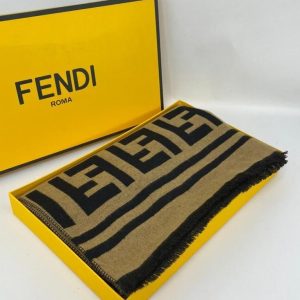 Шарф Fendi