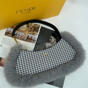 Сумка Fendi O’Lock Swing