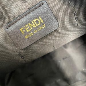 Сумка Fendi Fendigraphy