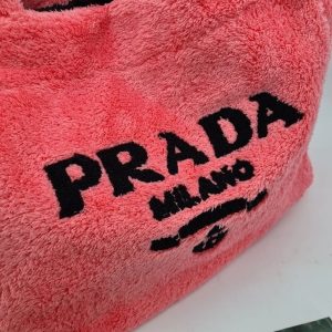 Сумка Prada Terry