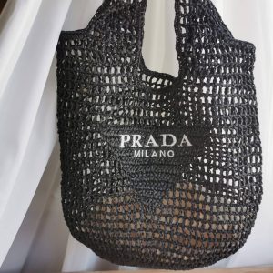 Сумка Prada