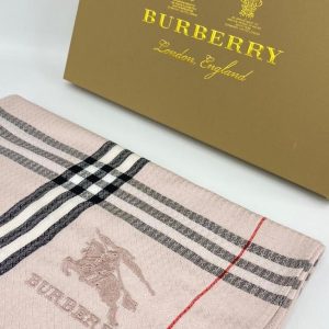 Шарф Burberry