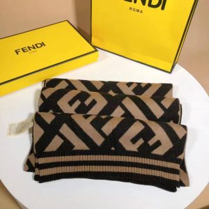 Шарф Fendi