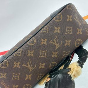 Сумка Louis Vuitton Boulogne