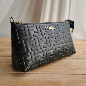 Сумка-косметичка Fendi