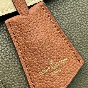 Сумка Louis Vuitton Lockme Ever MM