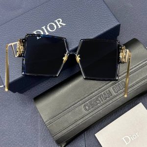 Солнцезащитные очки Dior