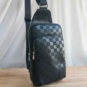 Сумка Louis Vuitton Avenue Sling