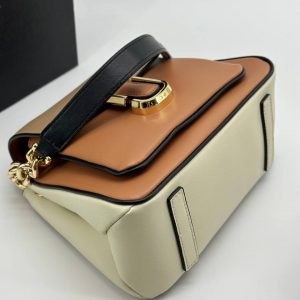 Сумка Marc Jacobs Chain Mini Satchel