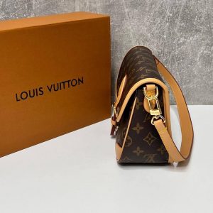 Сумка-портфель Louis Vuitton Diane