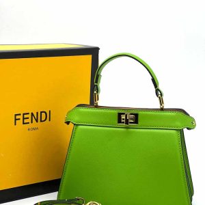 Сумка Fendi Peekaboo Iseeu